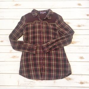 Sugarlips Cotton Plaid Gold Stud Accent Button Down  Size Medium